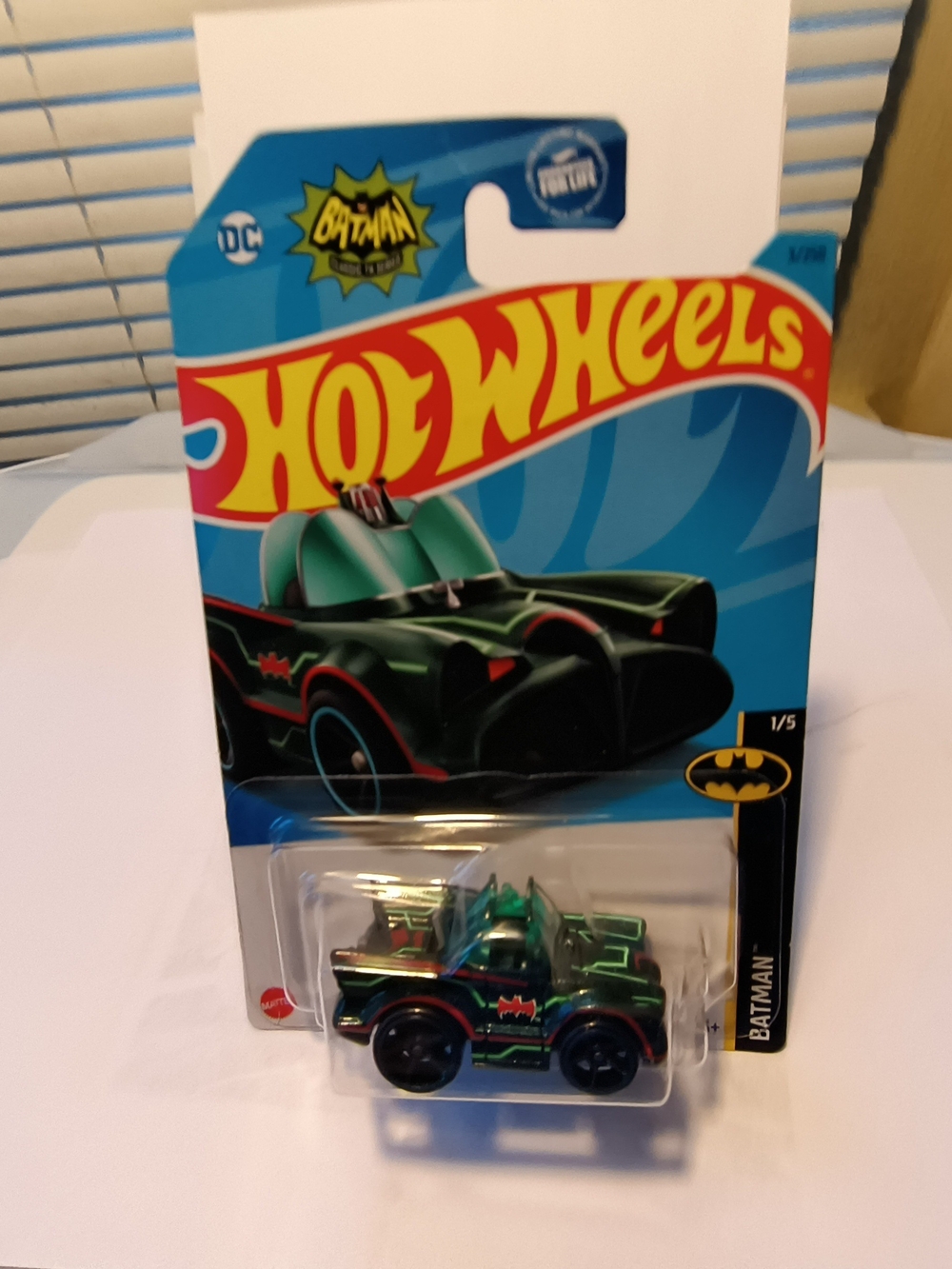 Mattel Hot Wheels Green & Black Batman Batmobile 1/64 SCALE